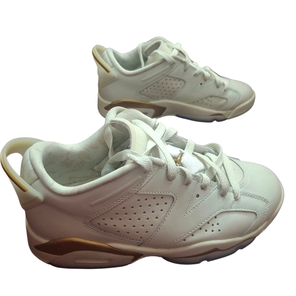 Jordan Athletic Shoes in White and Gold - Picture 7 of 9